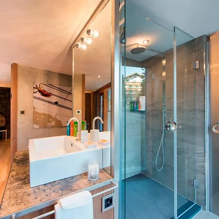 Luxury Loft By Heinz Julen צרמט